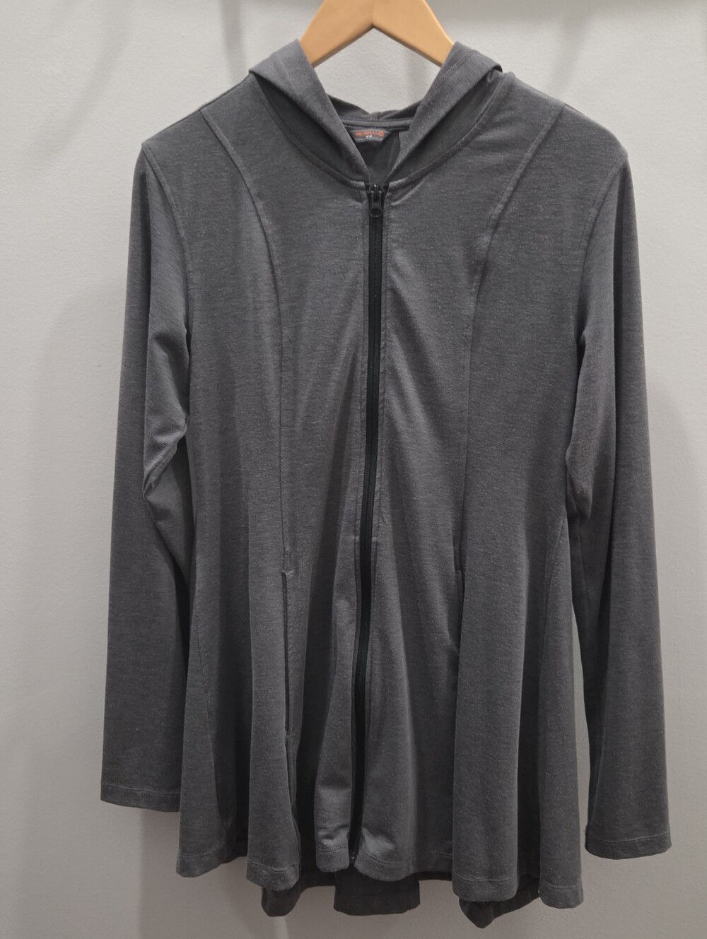 Merrell - Long Gray Zip-Up Hoodie, Medium